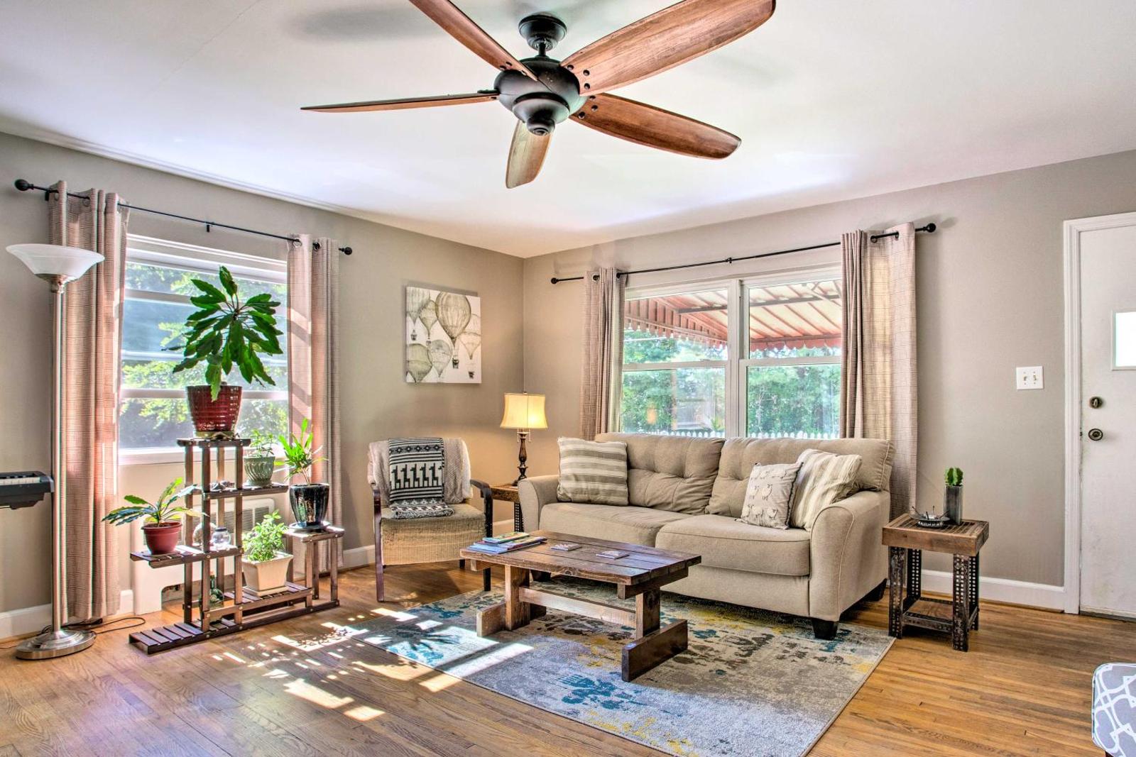 West Asheville Home with Patio, 5Mi to Dtwn!