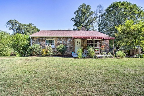 West Asheville Home with Patio, 5Mi to Dtwn! image 7